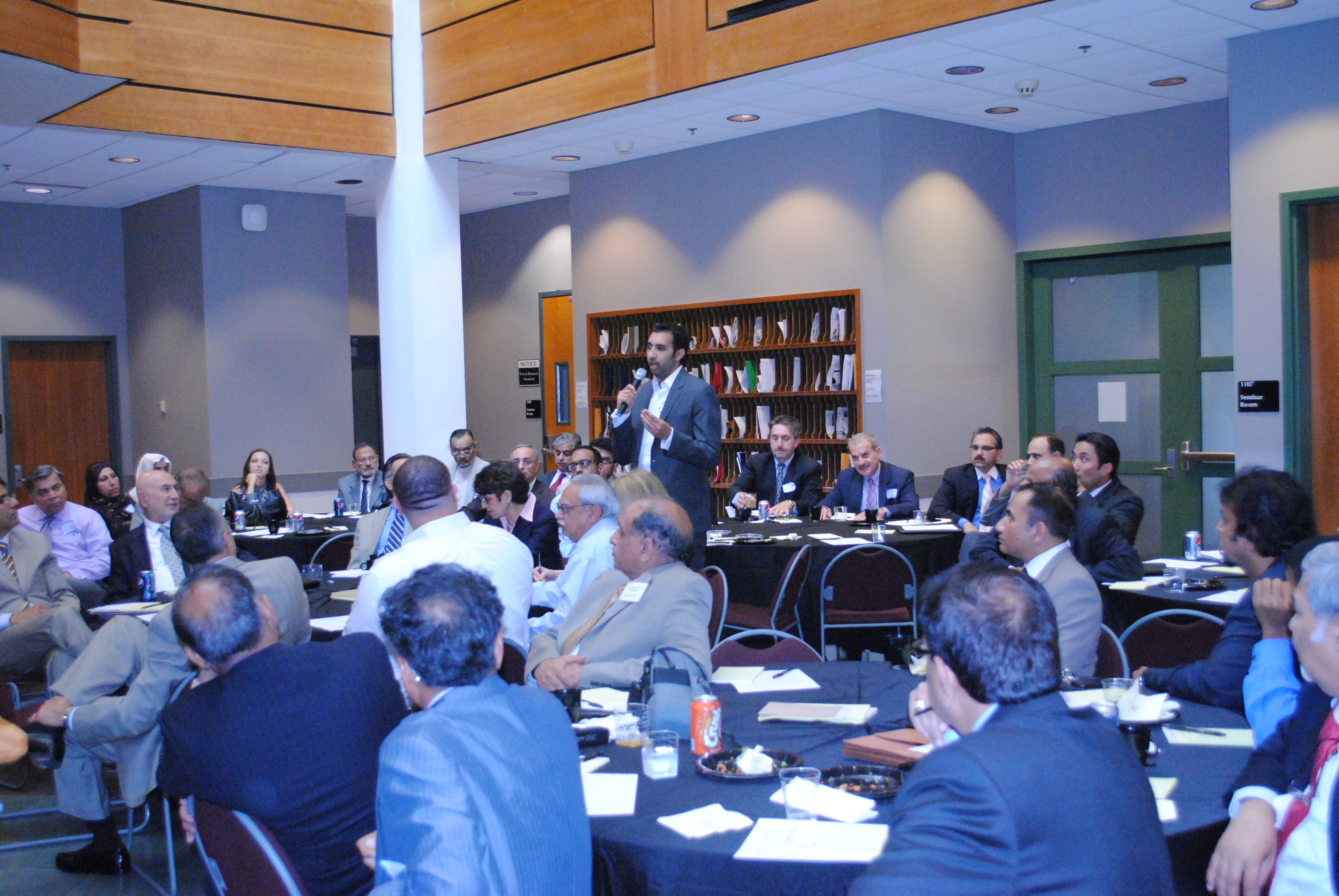 Muslim-American and Arab-American Roundtable on the Economy 1