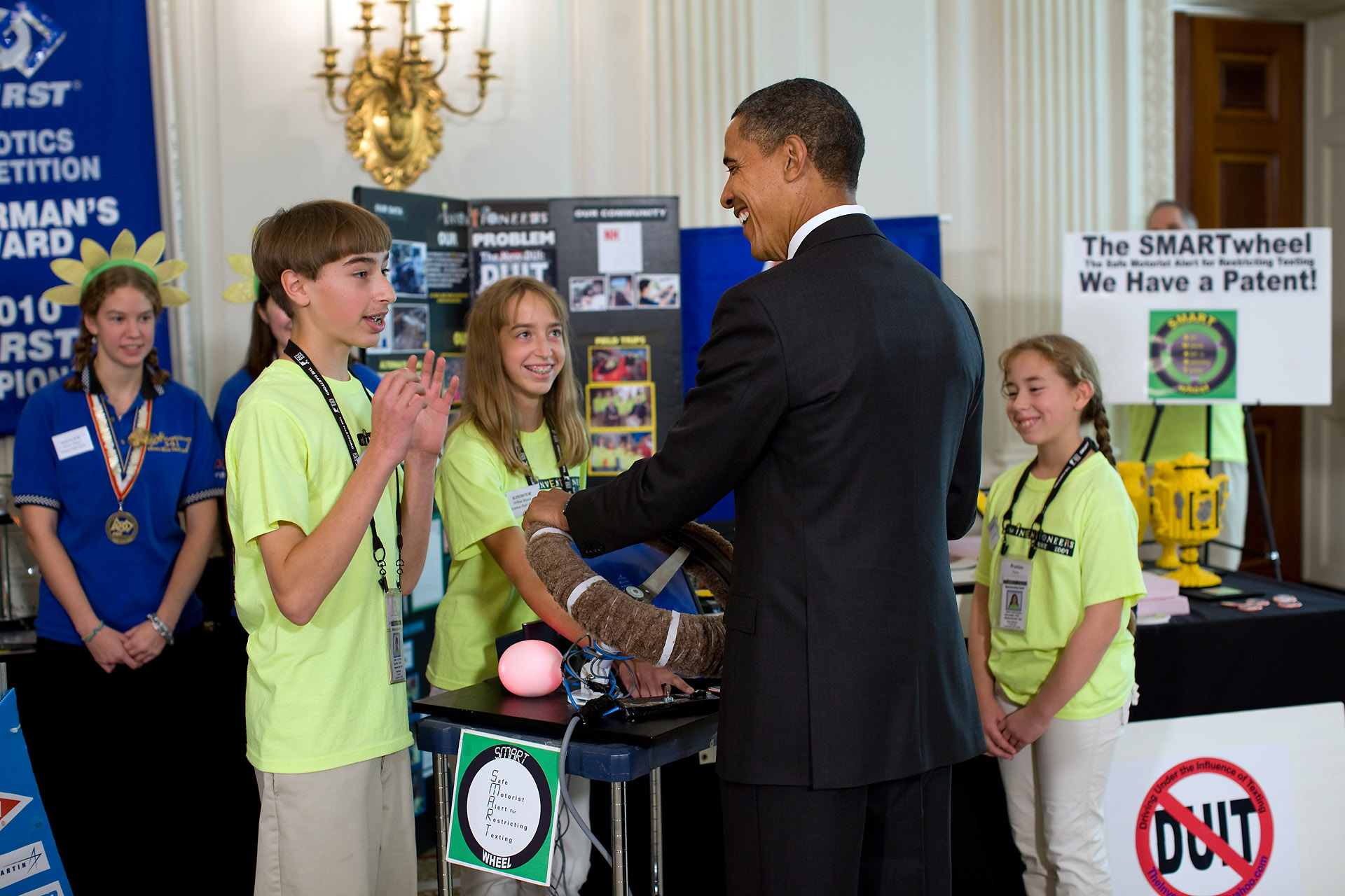 President Obama at WH Science Fair 1