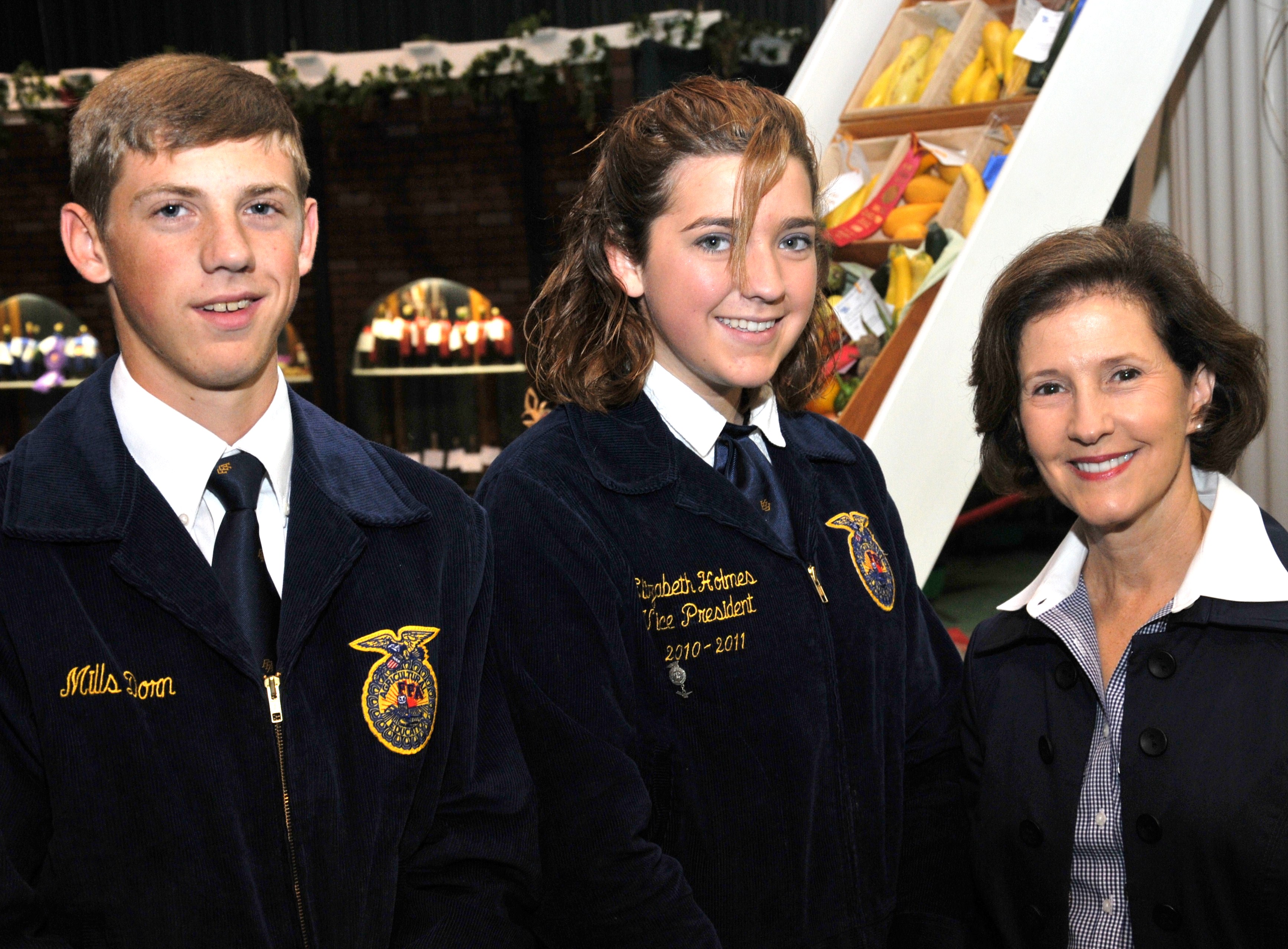 Gilbert FFA Members with Chairman Tenenbaum