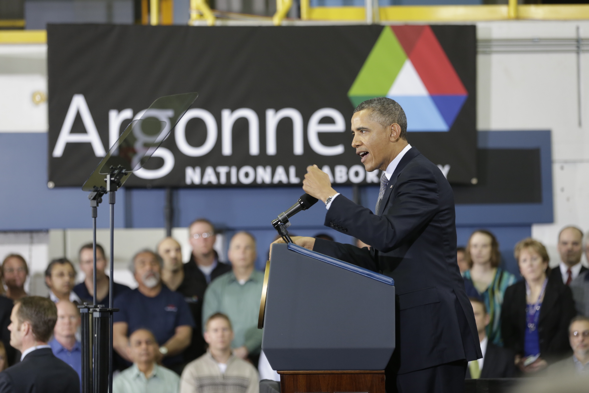 President Barack Obama delivers remarks at Argonne National Laboratory, March 15, 2013.