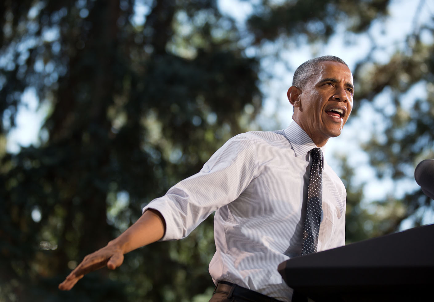 President Obama makes remarks on the economy at Cheesman Park in Denver, Colorado (2)