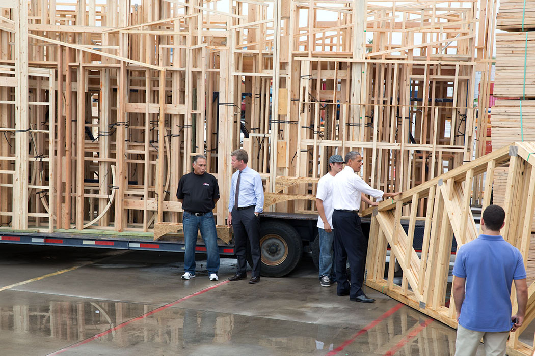 President Barack Obama and Housing and Urban Development Secretary Shaun Donovan tour Erickson Construction