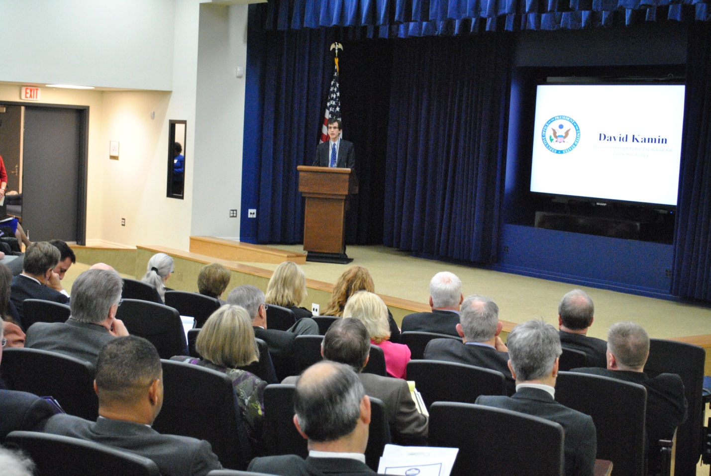 David Kamin Speaking at the October 2011 Catholic Charities Community Leaders Briefing Series