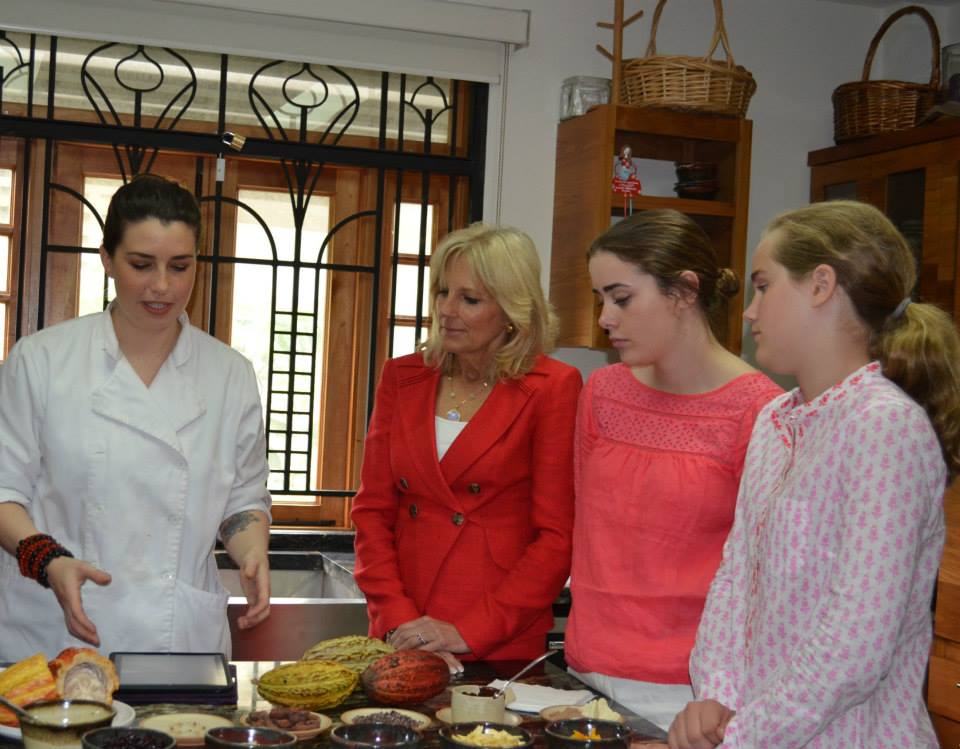 Dr. Biden, Naomi and Maisy get a lesson in chocolate making 