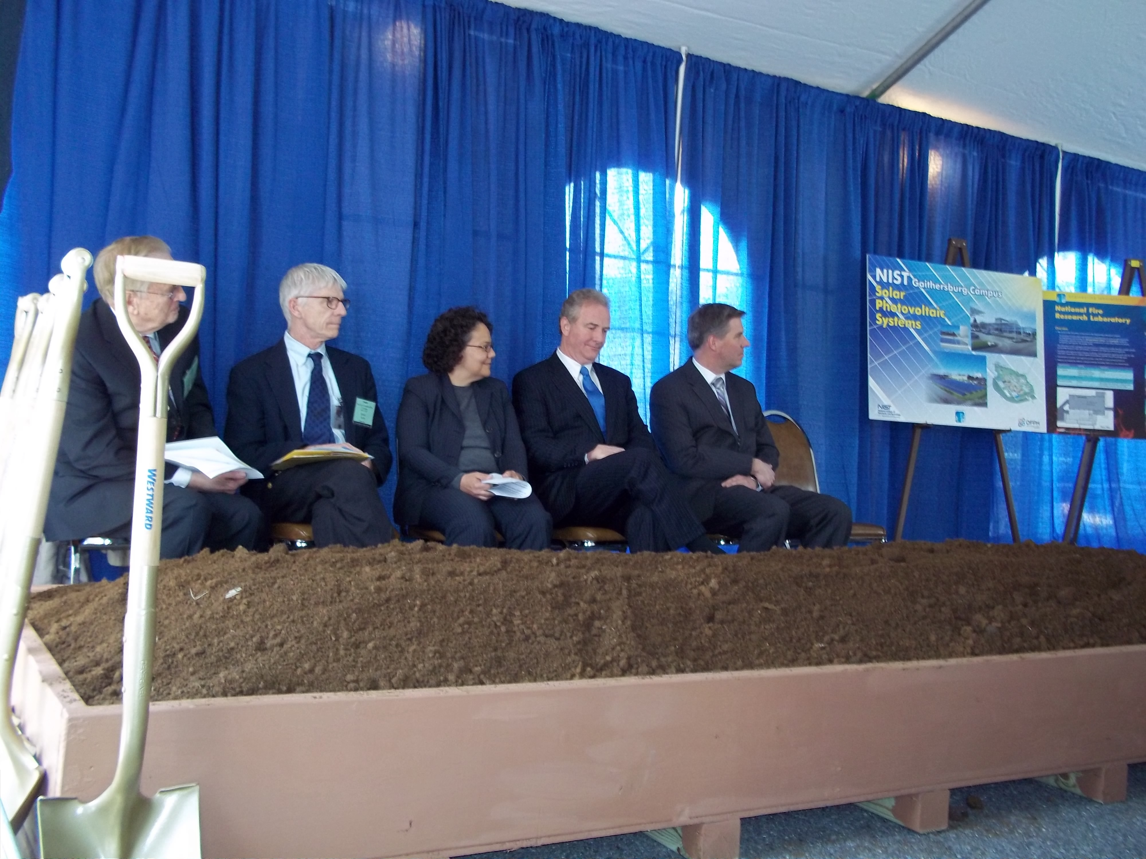 Chair Sutley attend groundbreaking at NIST 