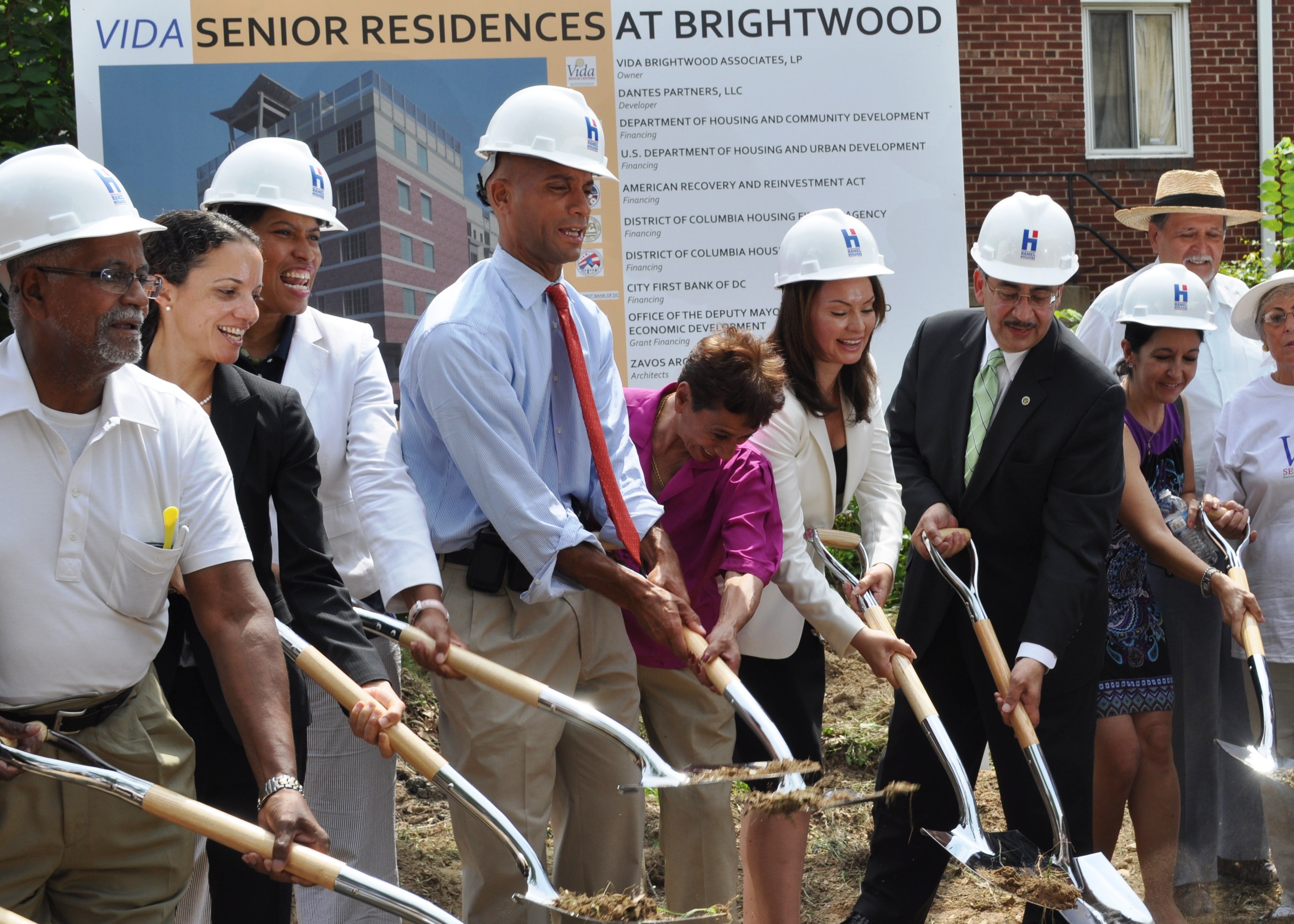 U.S. Treasurer Rosie Rios and D.C. Mayor Adrian Fenty Break Ground on an Affordable Housing Development 