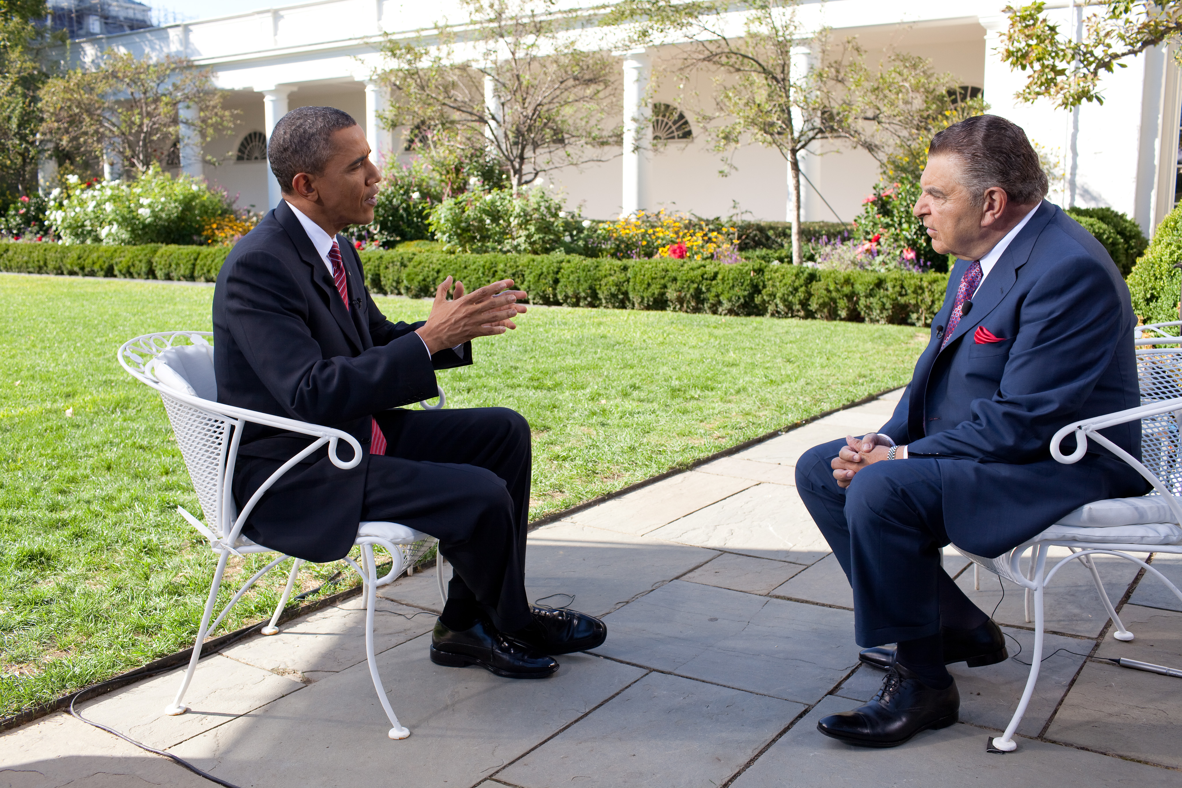 El Presidente Barack Obama Durante una Entrevista con Mario “Don Francisco” Kreutzberger 