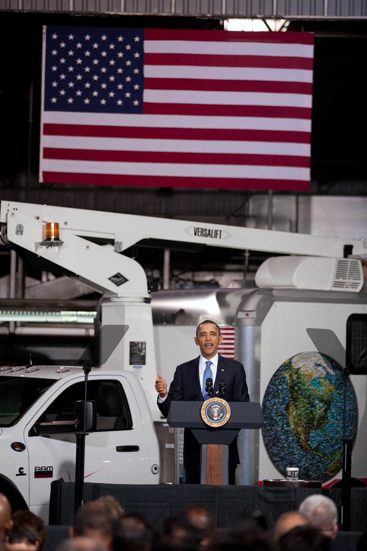 President Obama at UPS on Green Fleets