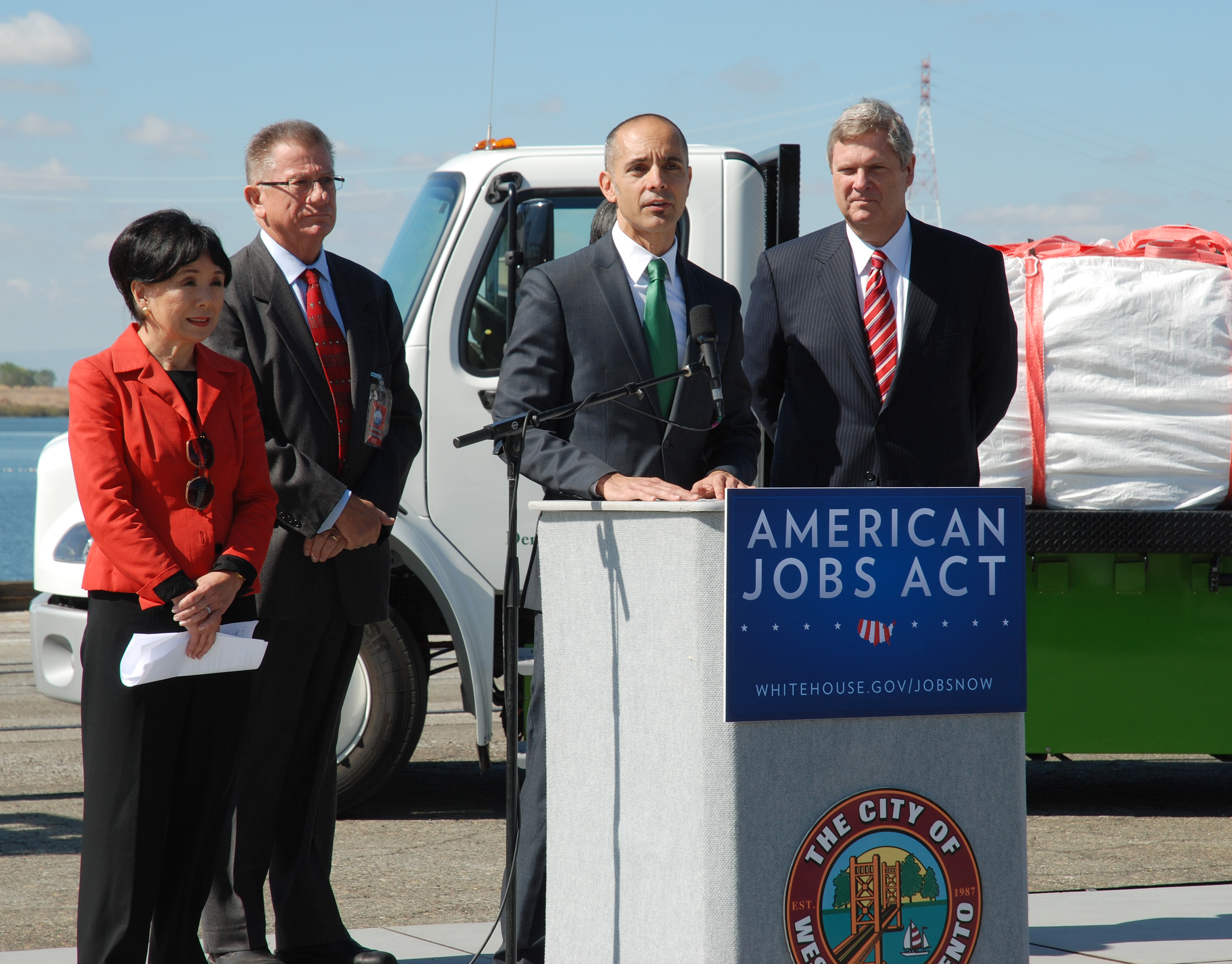 Cabaldon and Vilsack Press Conference