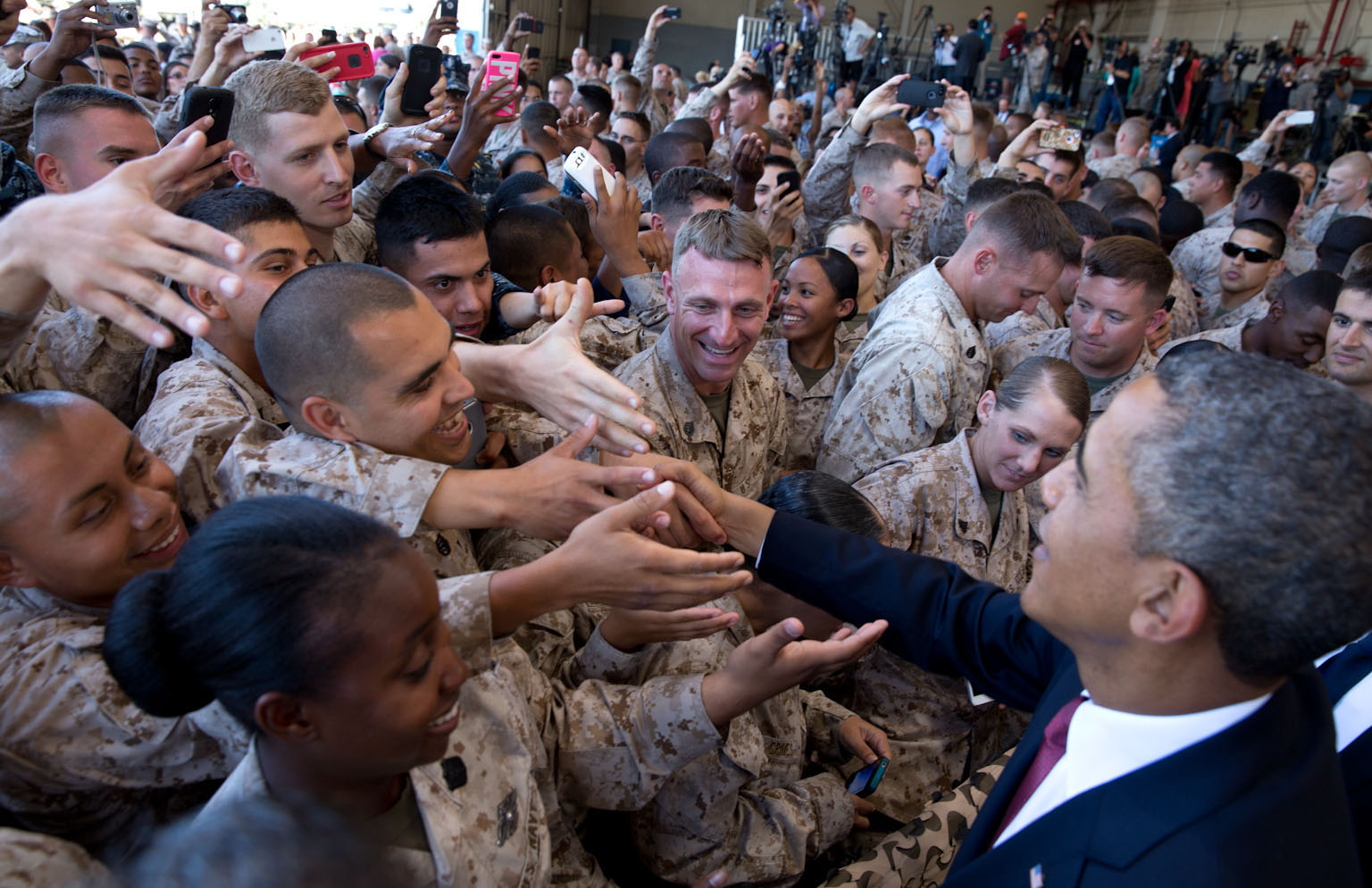 President Barack Obama shakes hands with troops at Camp Pendleton, Calif., August 7, 2013.  (Official White House Photo by Pete Souza)