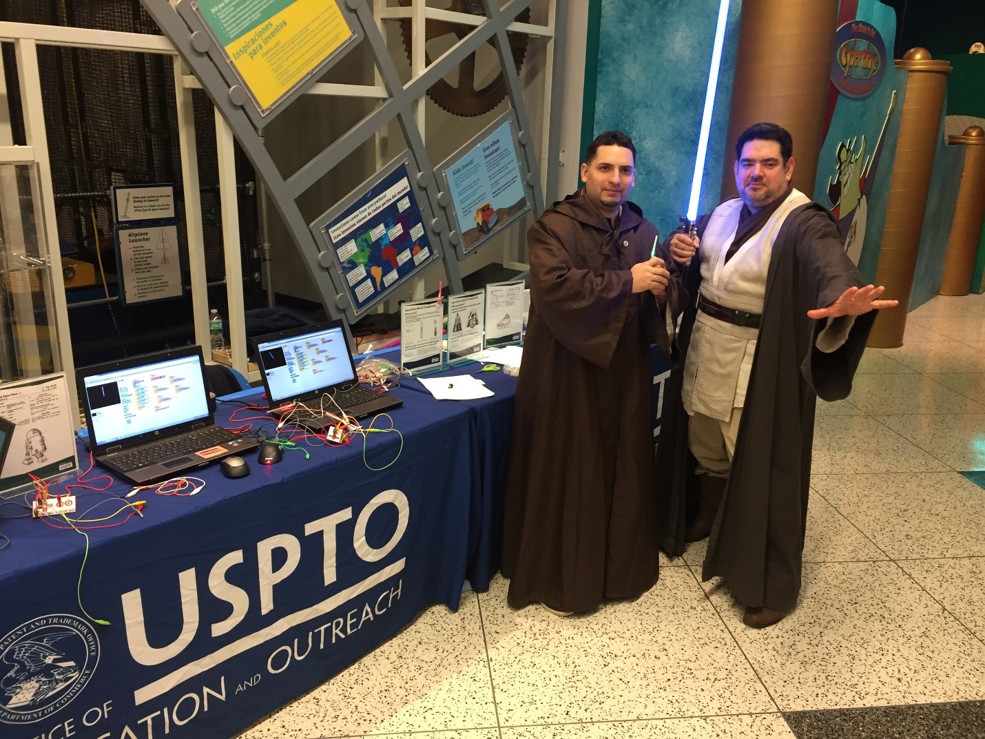 U.S. Patent and Trademark Office (USPTO) Education and Outreach team members pulled out all the stops to show students the real technology behind Star Wars at the December 10 ¡Descubra! Meet the Science Expert event with the Smithsonian Latino Center, interacting with approximately 4000 museum visitors that day.