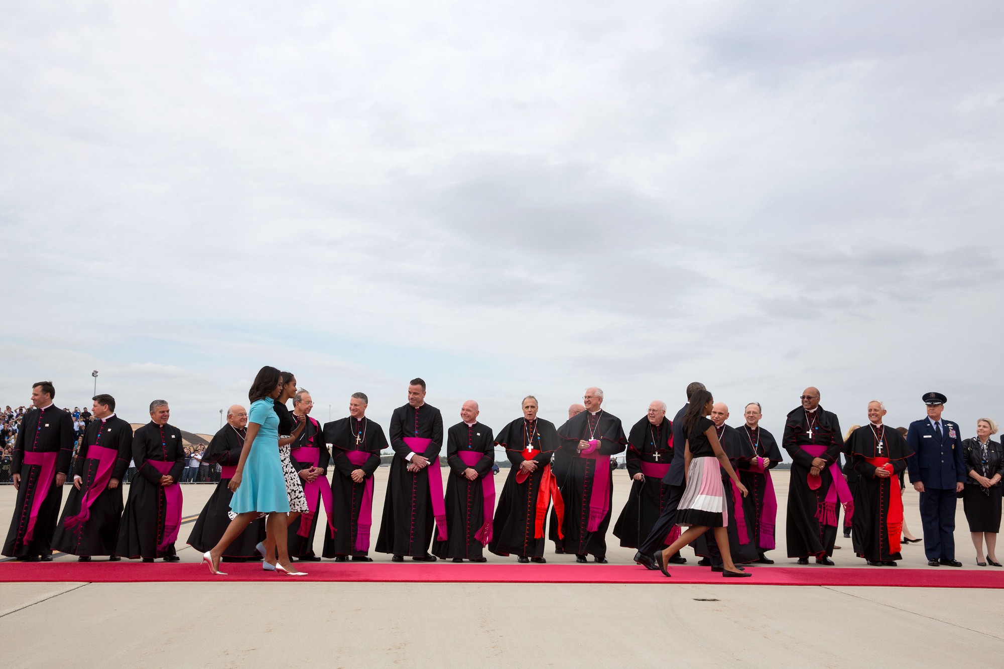 First Family Walks Towards Pope Francis For First Time